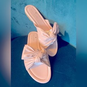 Kate Spade💖Marcella pale pink Leather Chunky Knot Flat Sandal sz7 new✨